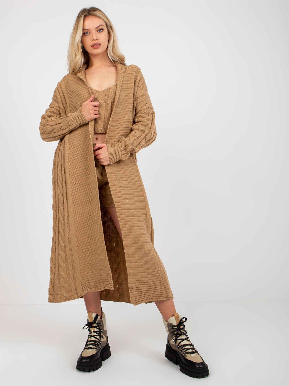 Mid-length flared cardigan