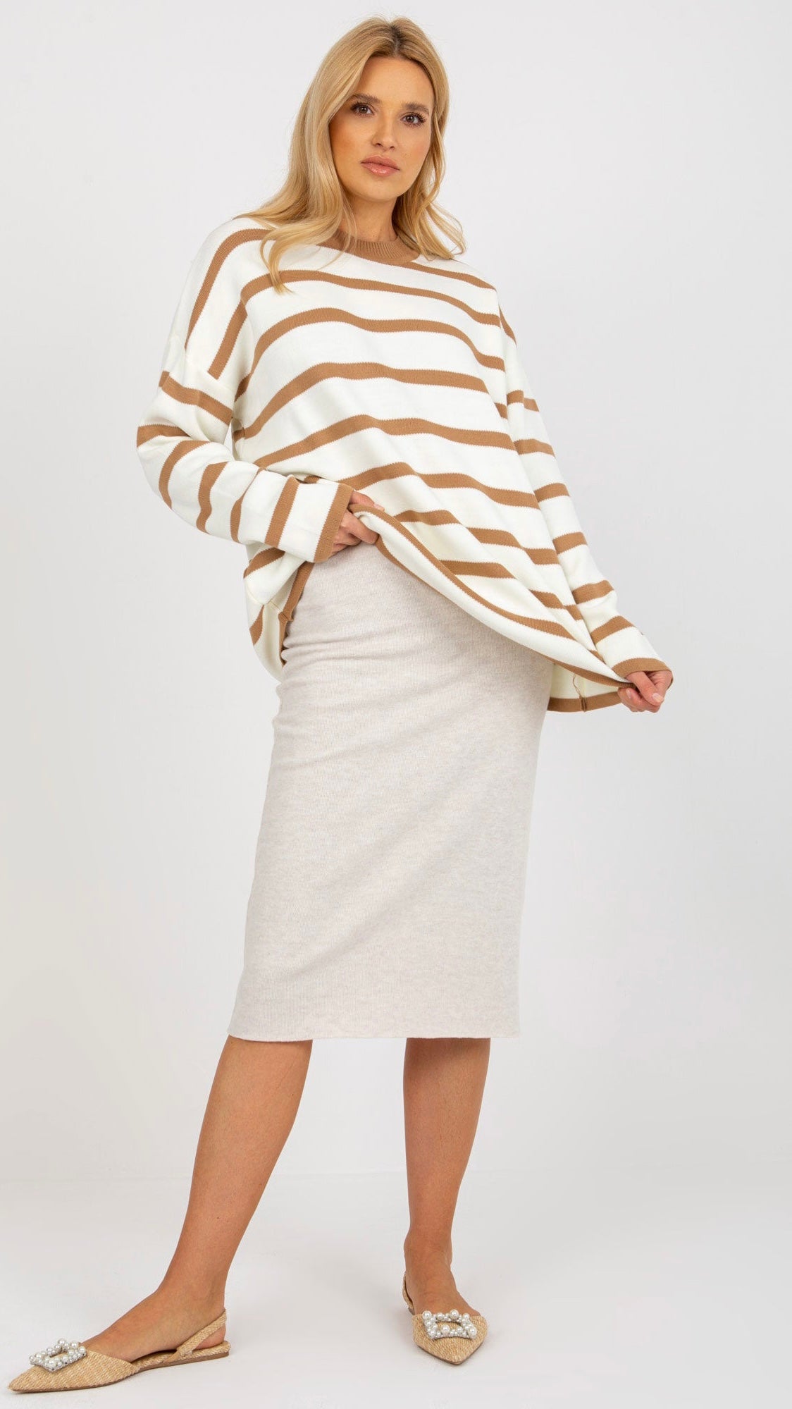 Mid-length flared cardigan