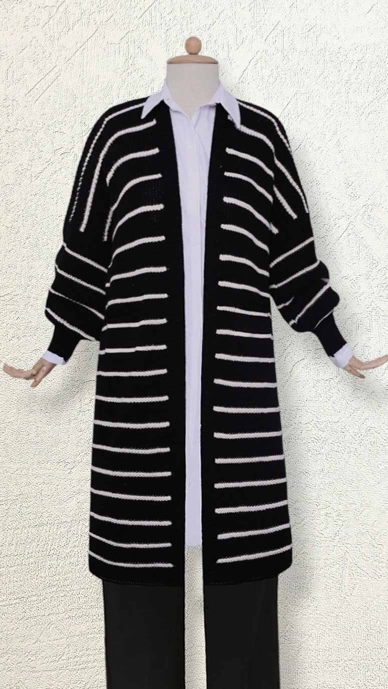 Mid-length flared cardigan