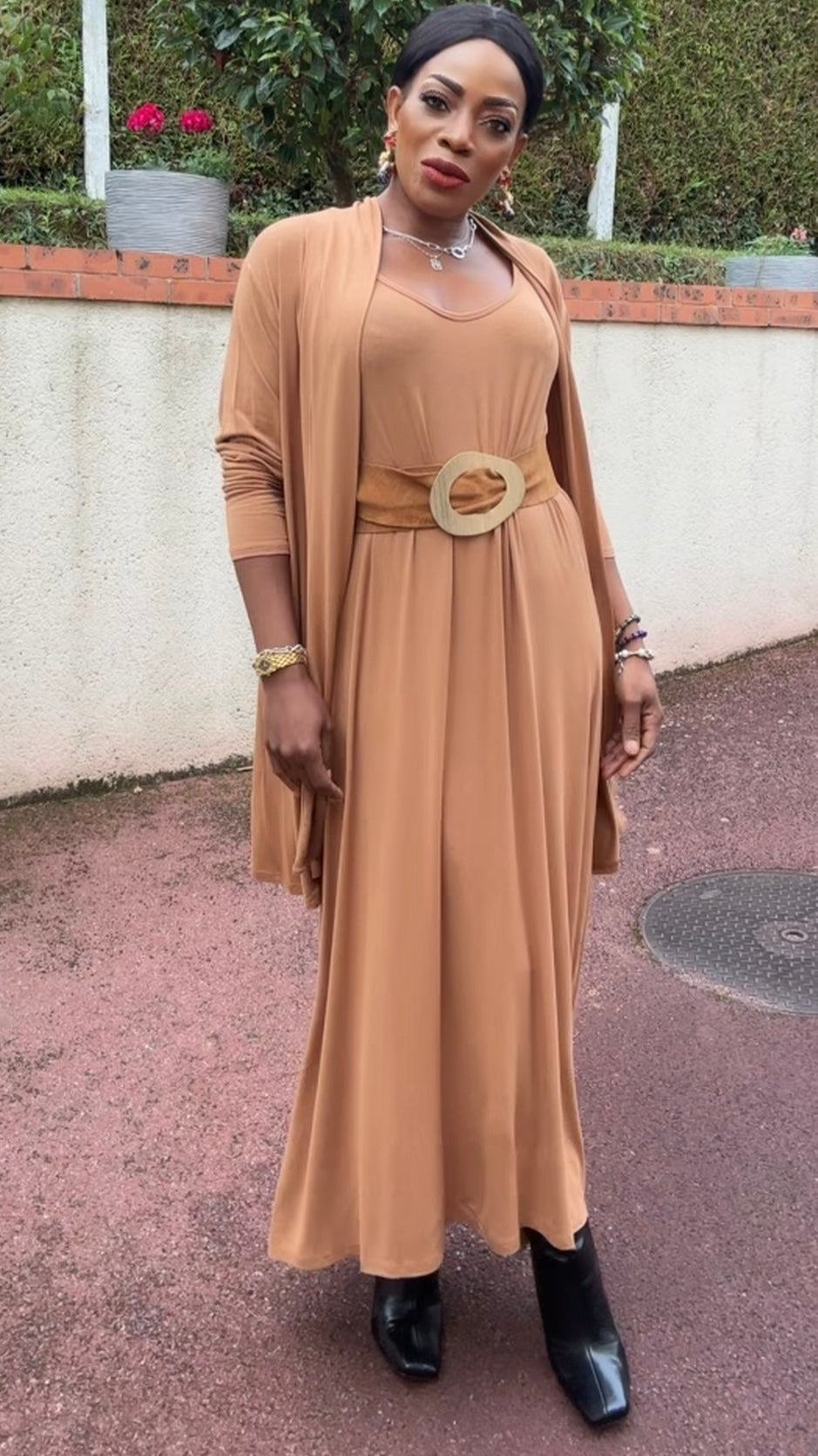 Ensemble gilet mi-long &amp; robe camel